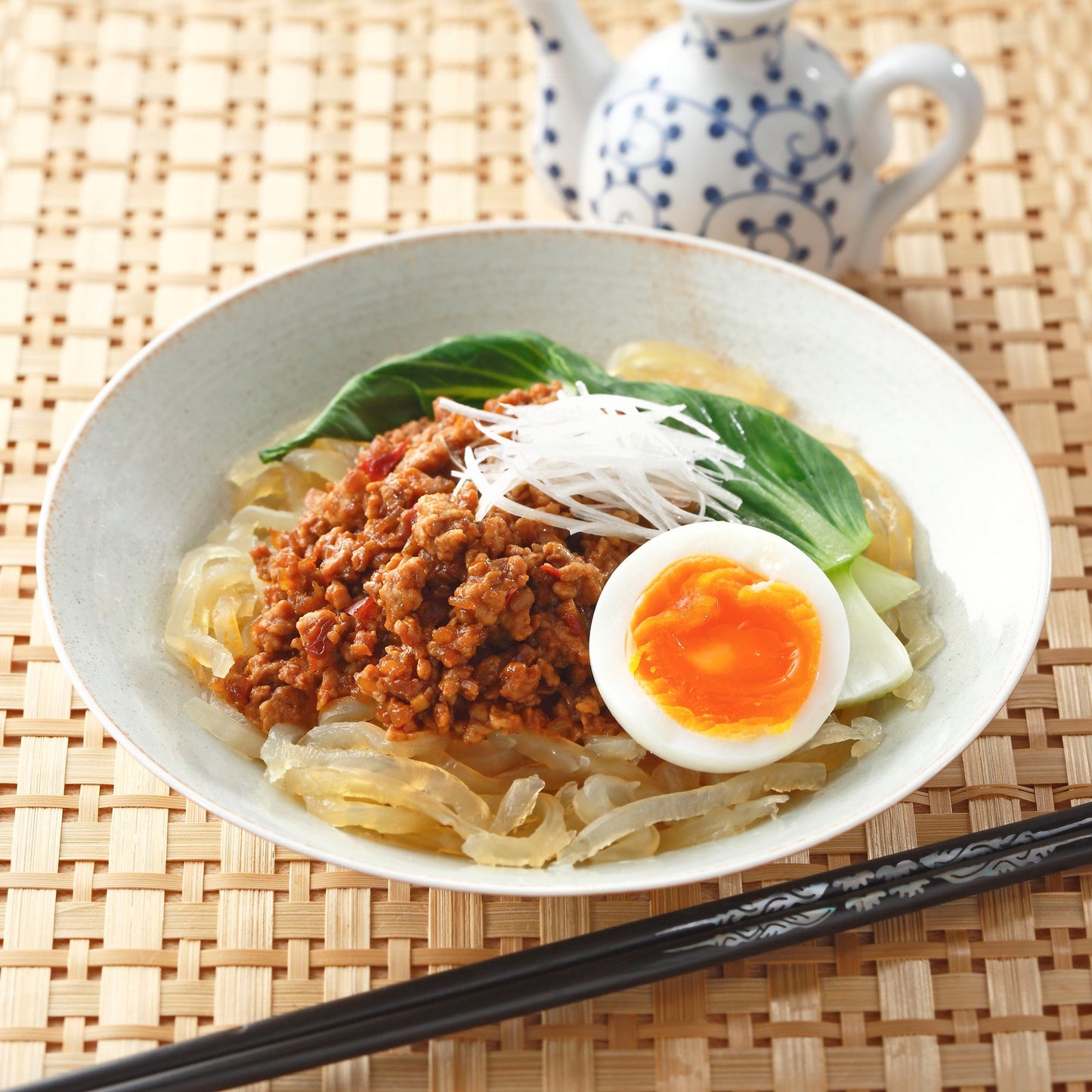 くらげジャージャー麺 料理